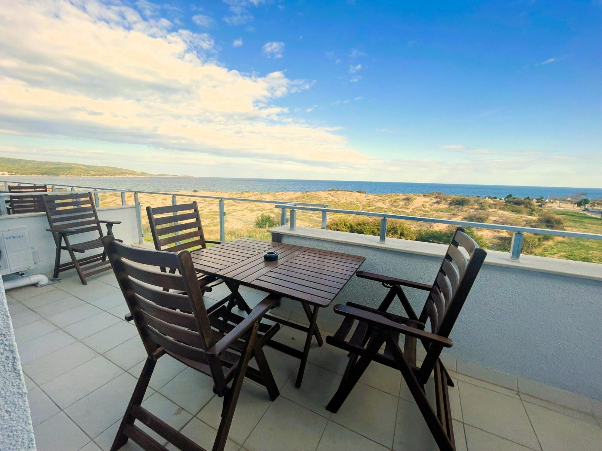 Apart-Hotel Panorama Sea Lux Primorsko Exterior foto