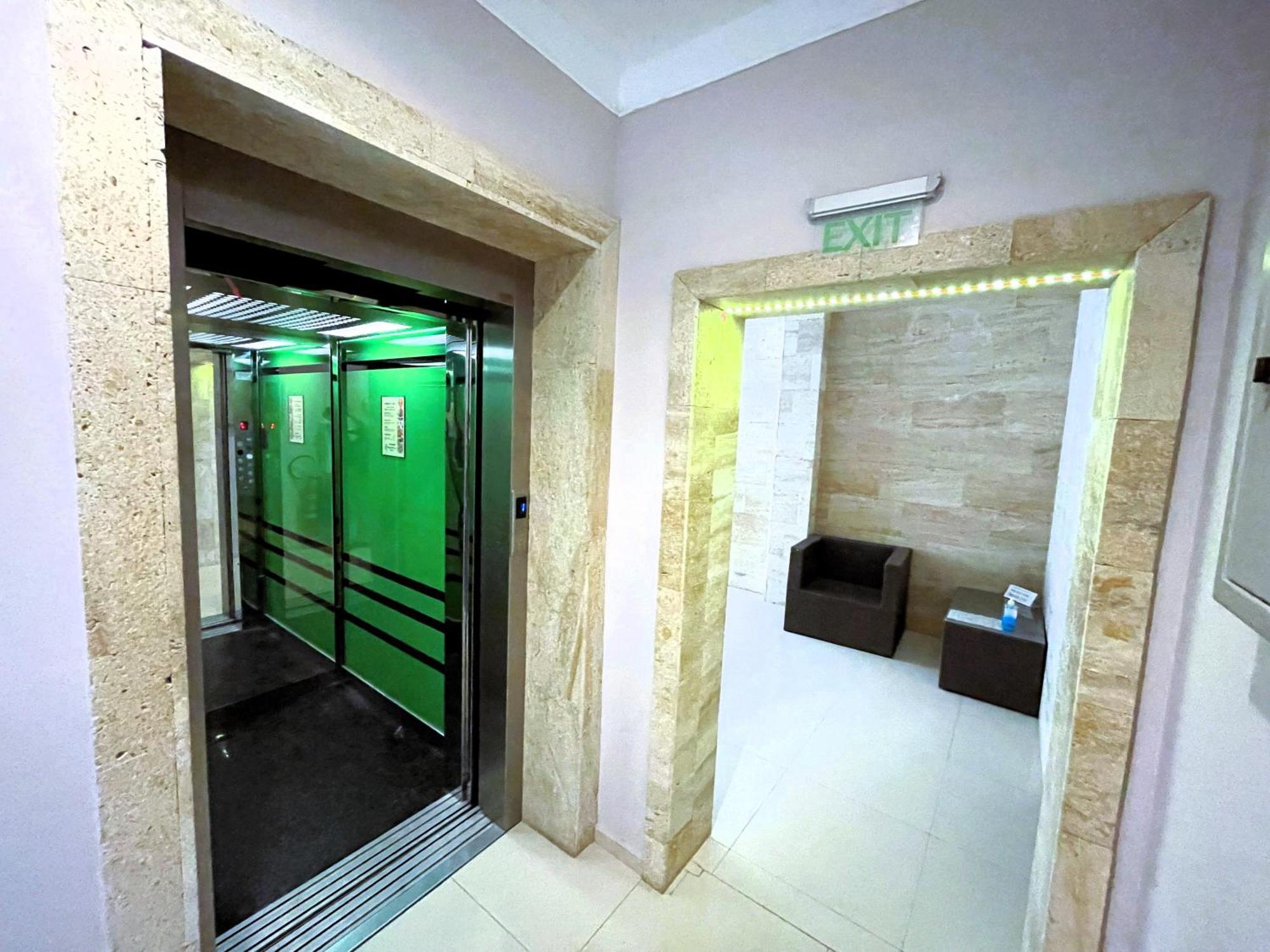 Apart-Hotel Panorama Sea Lux Primorsko Exterior foto