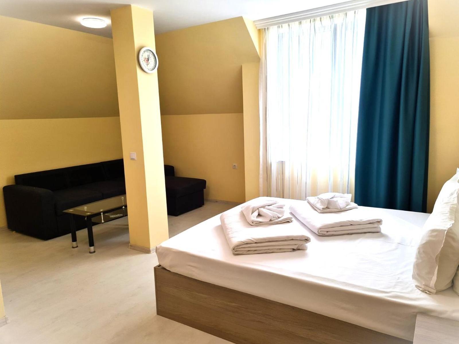 Apart-Hotel Panorama Sea Lux Primorsko Exterior foto
